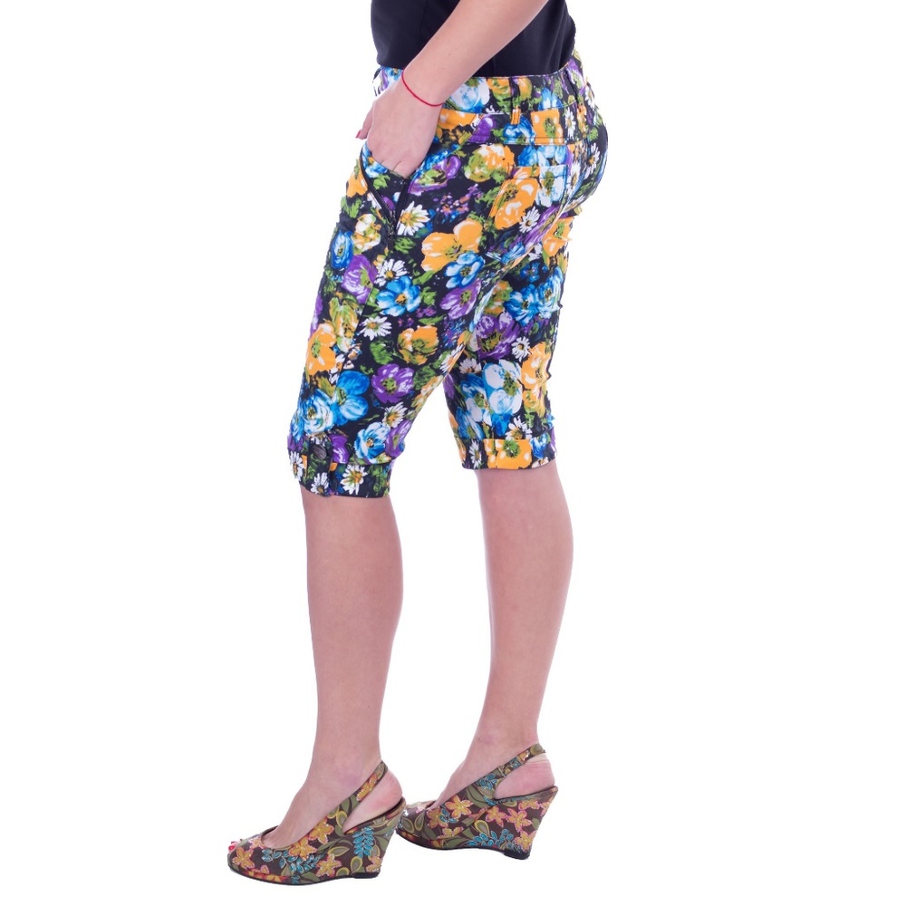 Women Capri Shorts, CP-1309, Spring Sensation - Picture 3 of 4